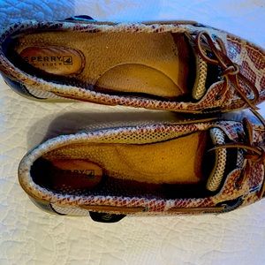 Sperry snake topsiders size 9.5